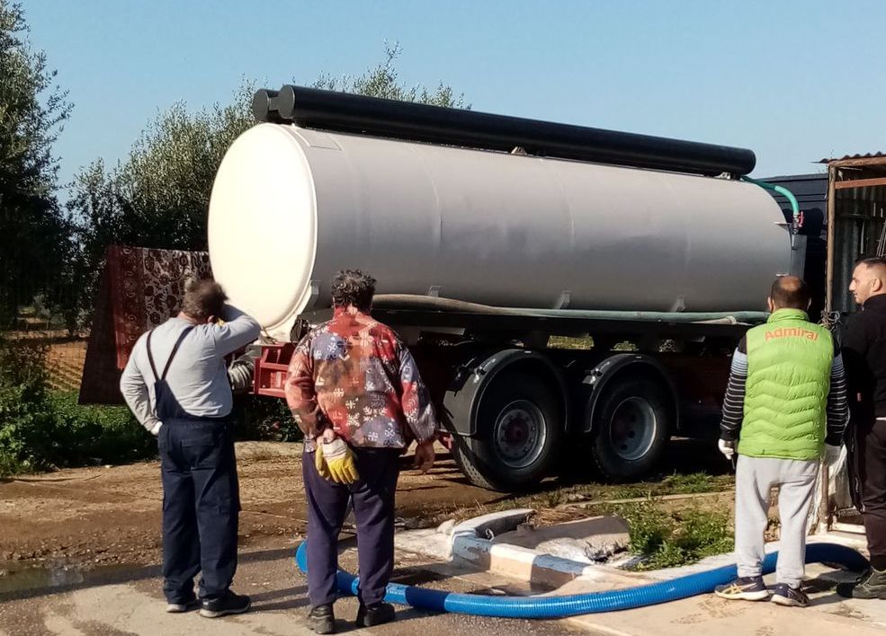 Αμαλιάδα: Την αδιαφορία της Δημοτικής Αρχής Ήλιδας για τις 32 οικογένειες Τσιγγάνων στα Τσιχλέικα κάλυψε ο Δημήτρης Κωνσταντόπουλος (photos) 