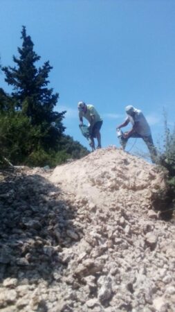 Δήμος Πύργου: Ξεκίνησε το έργο θωράκισης στο βουνό του Κατακόλου (Photos)
