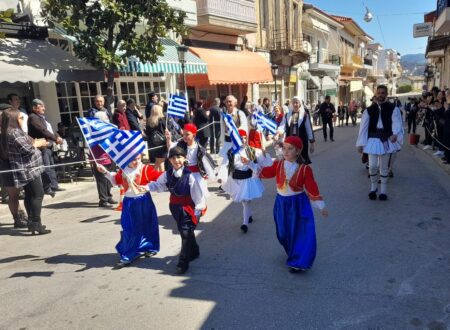 Δήμος Ανδρίτσαινας-Κρεστένων: Εκδηλώσεις αντάξιες της 25ης Μαρτίου 1821- Παρέλαση, λαμπαδηφορίες και παραδοσιακοί χοροί εντυπωσίασαν τους παρευρισκόμενους φορείς και κατοίκους (photos)